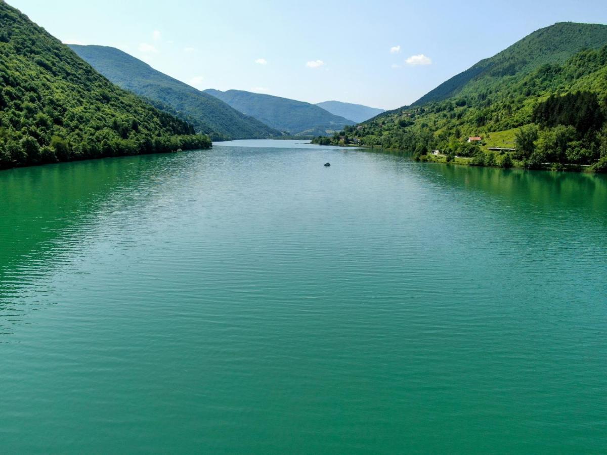 Forest Dream Lake House Jajce Exterior foto